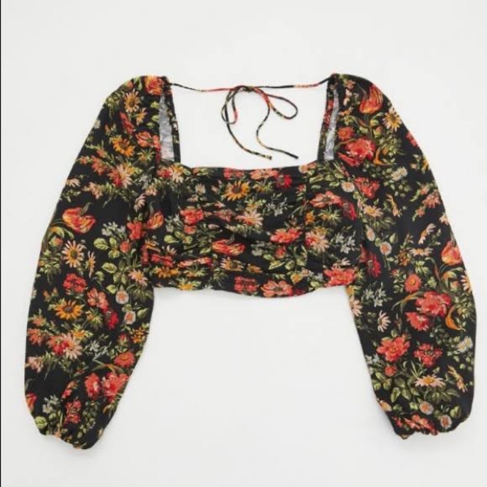 Urban Outfitters black floral long sleeve ruched square neck crop top Size M